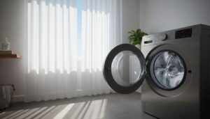 Gardinen waschen ohne Bügeln: der Trick mit dem Schleudergang, den Hauswirtschafterinnen kennen